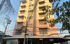 Suppamas Mansion ศุภมาส แมนชั่น